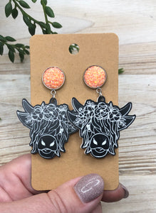 Highland Cow Acrylic Earrings